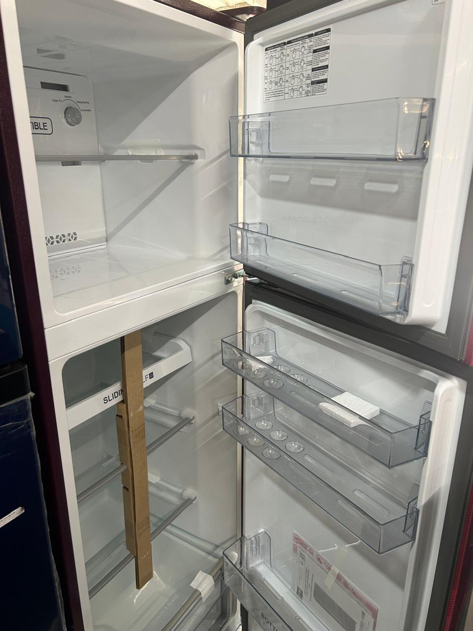 Haier 240 L, 2 Star, Line Drawing Finish Top Mounted Frost Free Refrigerator - Image 4